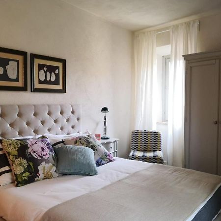 Il Borgo Villa Capolona Luaran gambar